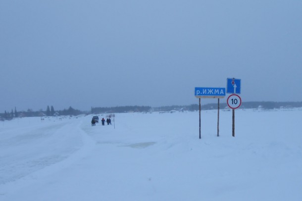 В Коми обустроили три ледовые переправы
