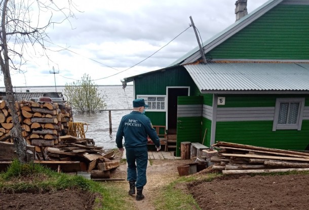 В Коми снижается уровень воды в подтопленных районах 