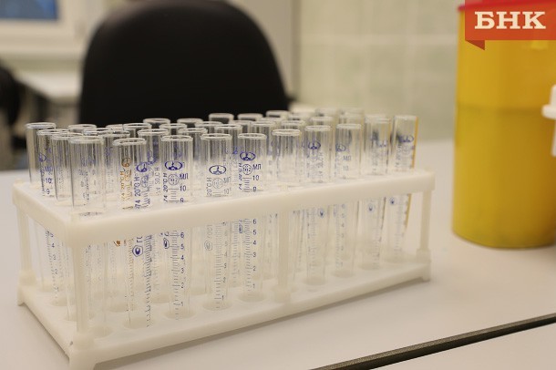 В Минздраве Коми объяснили, почему задерживаются результаты тестов на коронавирус в Печоре