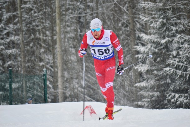 Илья Семиков завоевал командную бронзу на этапе Кубка мира по лыжным гонкам