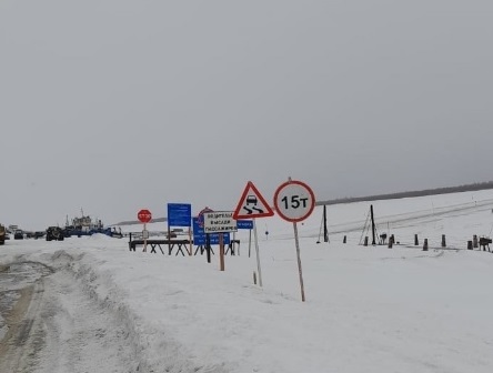 В Усинске снизили грузоподъемность переправы через Печору