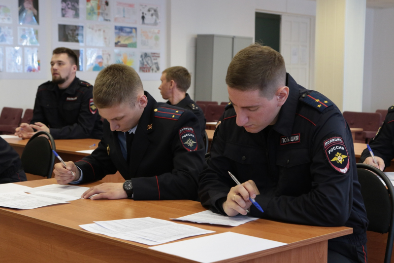 В МВД по Коми назвали лучшего сотрудника уголовного розыска