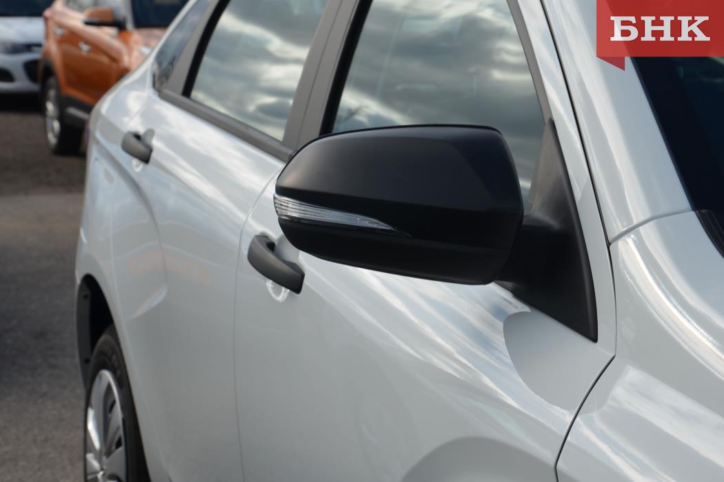 Родителям юных печорцев придется оплатить «танцы» на автомобиле