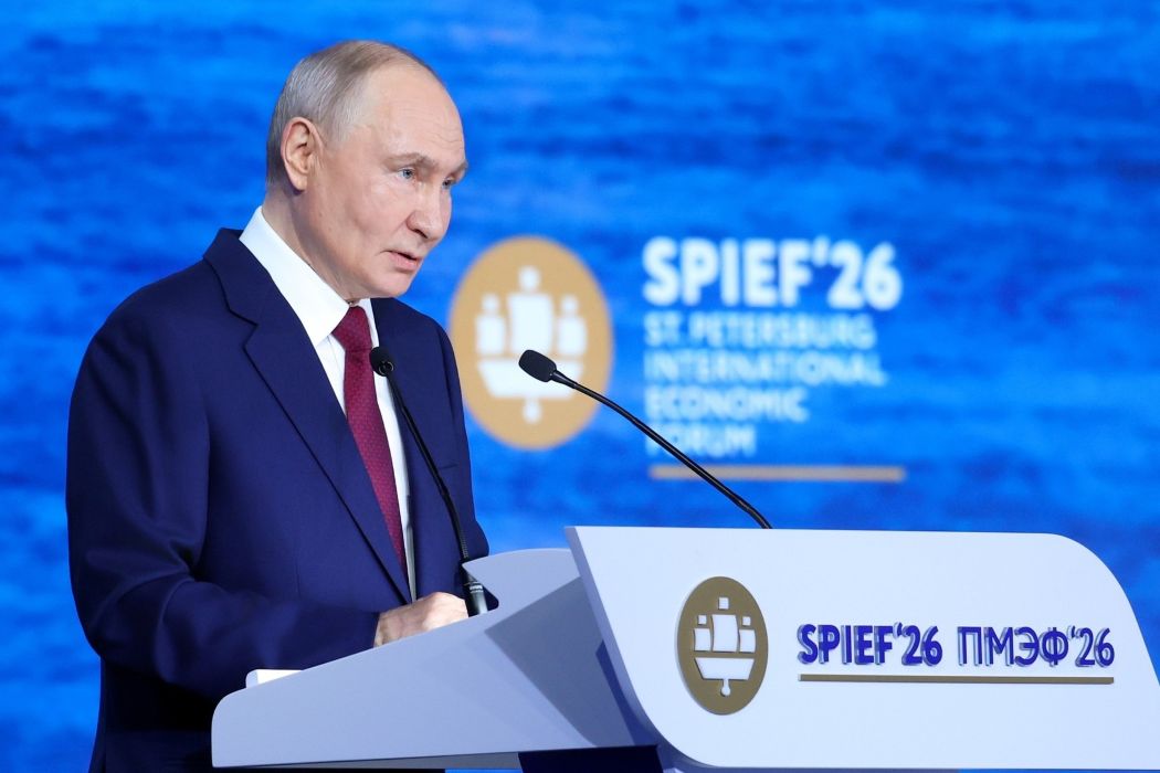 Путин заявил о переносе планов по снижению порога выручки для перехода на НДС