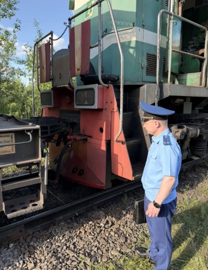 В Сыктывкаре произошло столкновение локомотива и грузового состава