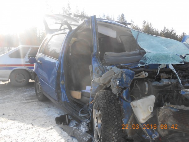 Авария в Ухтинском районе унесла жизнь 28-летней девушки