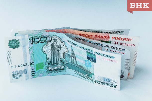 В Ухте заведующая кафе за две недели похитила выручку на 100 тысяч рублей