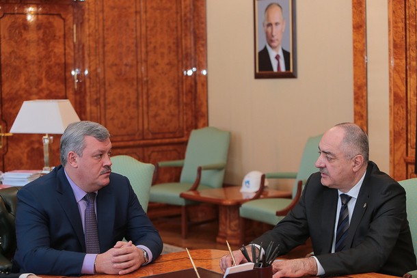 Григорий Саришвили доложил губернатору о работе представительства Коми
