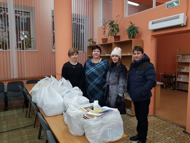 Сыктывкарцы собрали 107 кг книг для городской библиотеки