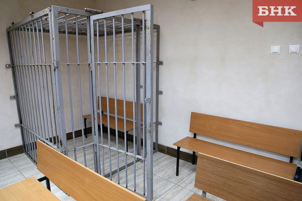 Сыктывкарские подростки починили чужую «Волгу» и оказались на скамье подсудимых