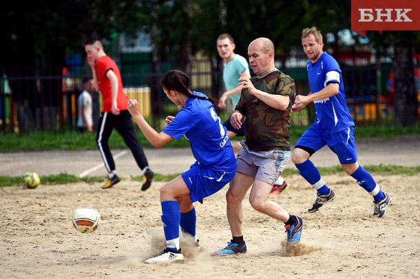 Сыктывкарцы устроили «Жаркие игры» на спортплощадках города