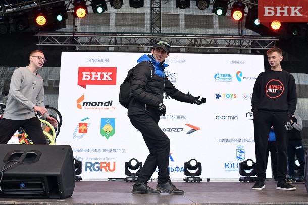«Грани» разыграли среди участников «Велоночи-2019» карты VIP-клиентов