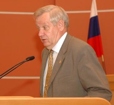 Валерий Марков предложил активистам МАФУН ближе прислониться к властям