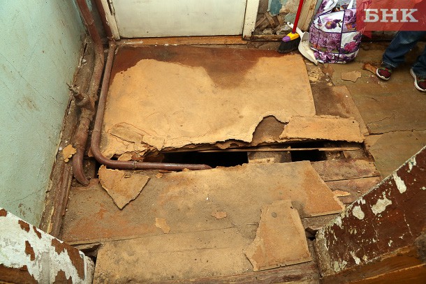 В Сыктывкаре более 30 семей будут переселены в маневренное жилье из опасного дома