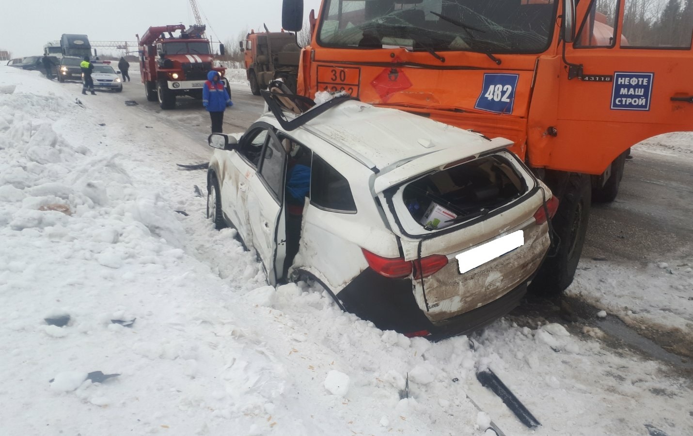 В ГИБДД назвали предполагаемого виновника в смертельной аварии под Усинском  « БНК