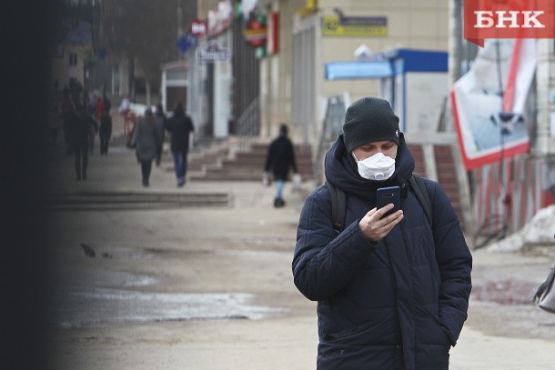 В Коми более 100 тысяч масок бесплатно распределят среди сотрудников организаций, которые работают с людьми