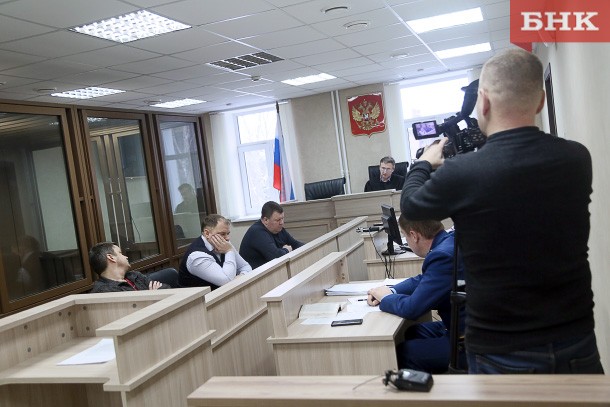 Осужденные за крупное мошенничество Александр Ольшевский и Сергей Ситников обжаловали приговор