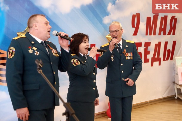 Жителям России предлагают вместе исполнить песню «День Победы»
