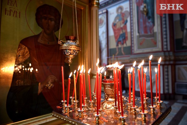 Ухтинец сдал золотую цепочку священника в ломбард