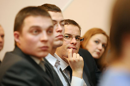 KIR_1081.jpg KIR_1081.jpg