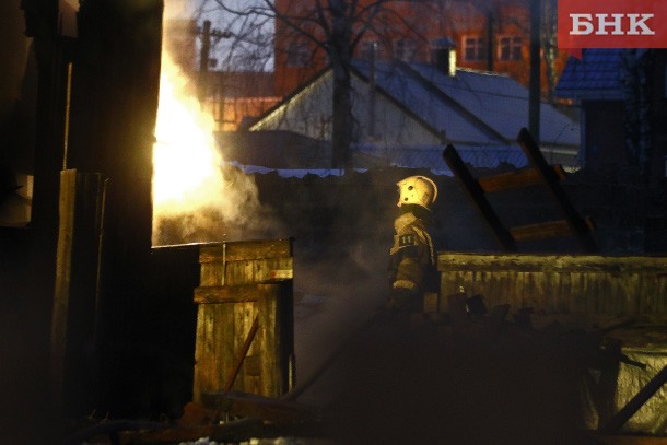 В новогодние каникулы чаще всего пожары тушили в Воркуте, Сыктывкаре и Ухте