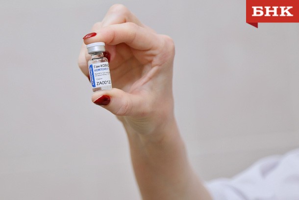 В Ухте начали массовую вакцинацию от коронавируса