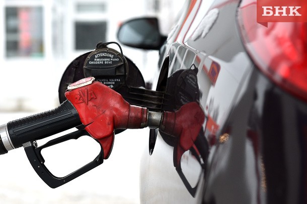 Цены на бензин в Сыктывкаре за прошлый год повышались более десяти раз