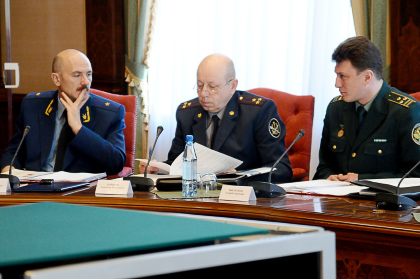 KIR_3060.jpg KIR_3060.jpg