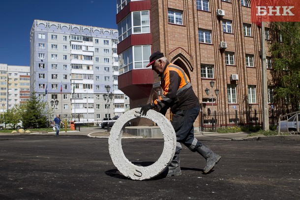 «Цифра дня»: 390 млн рублей потратят в Сыктывкаре на ремонт дорог