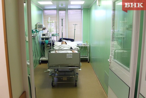 Медсестра онкоцентра в Санкт-Петербурге призналась в краже денег у пациента из Коми