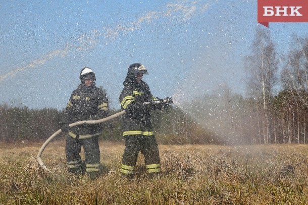 В двух районах Коми сохраняется высокая степень пожароопасности