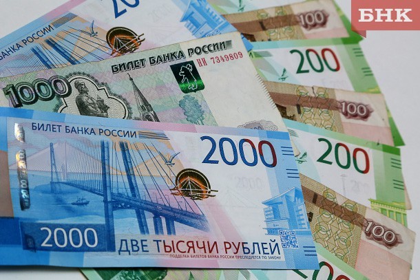Лжебанкир и лжеполицейский оставили жительницу Усть-Вымского района без 770 тысяч рублей