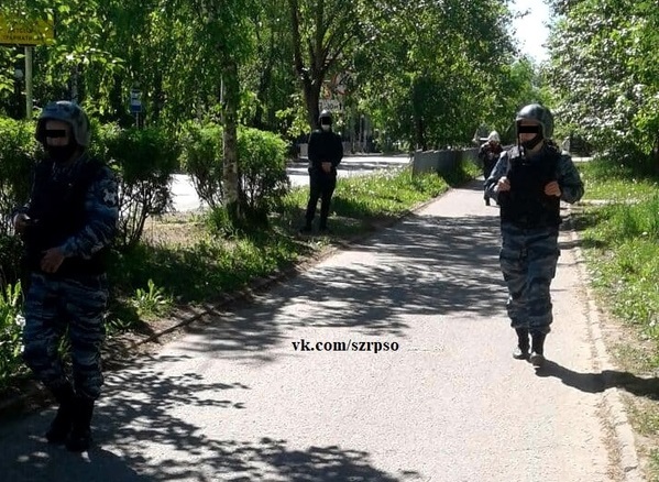 В Эжве оцепили улицу из-за рюкзака