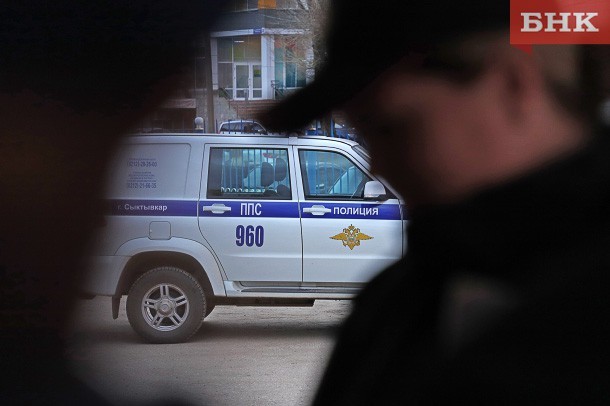 Сыктывкарка обвинила полицейского в насилии