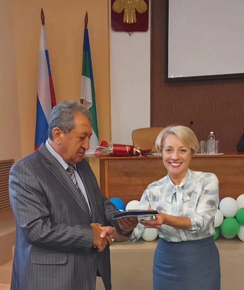 Экс-руководителя Усть-Вымского района Мустафу Махмудова наградили медалью