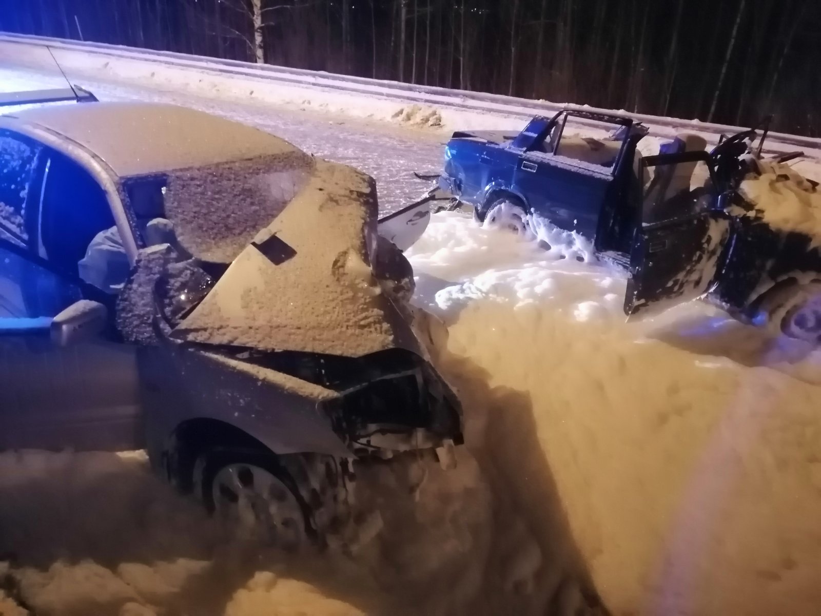 Авария в Сыктывкаре у Краснозатонского моста закончилась трагедией |  14.02.2022 | Сыктывкар - БезФормата