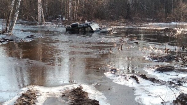 В Прилузском районе погиб мужчина при попытке переехать реку вброд