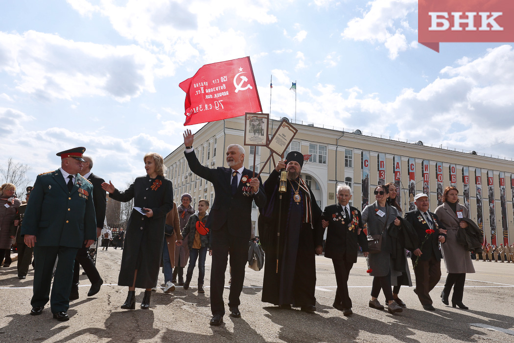 Парад в сыктывкаре фото