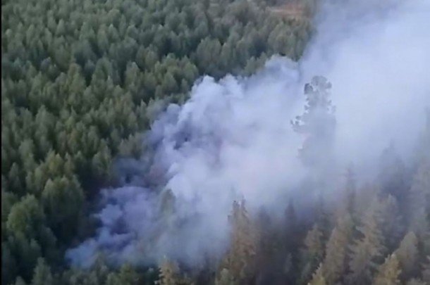 Усинцев призывают не паниковать из-за запаха гари в воздухе