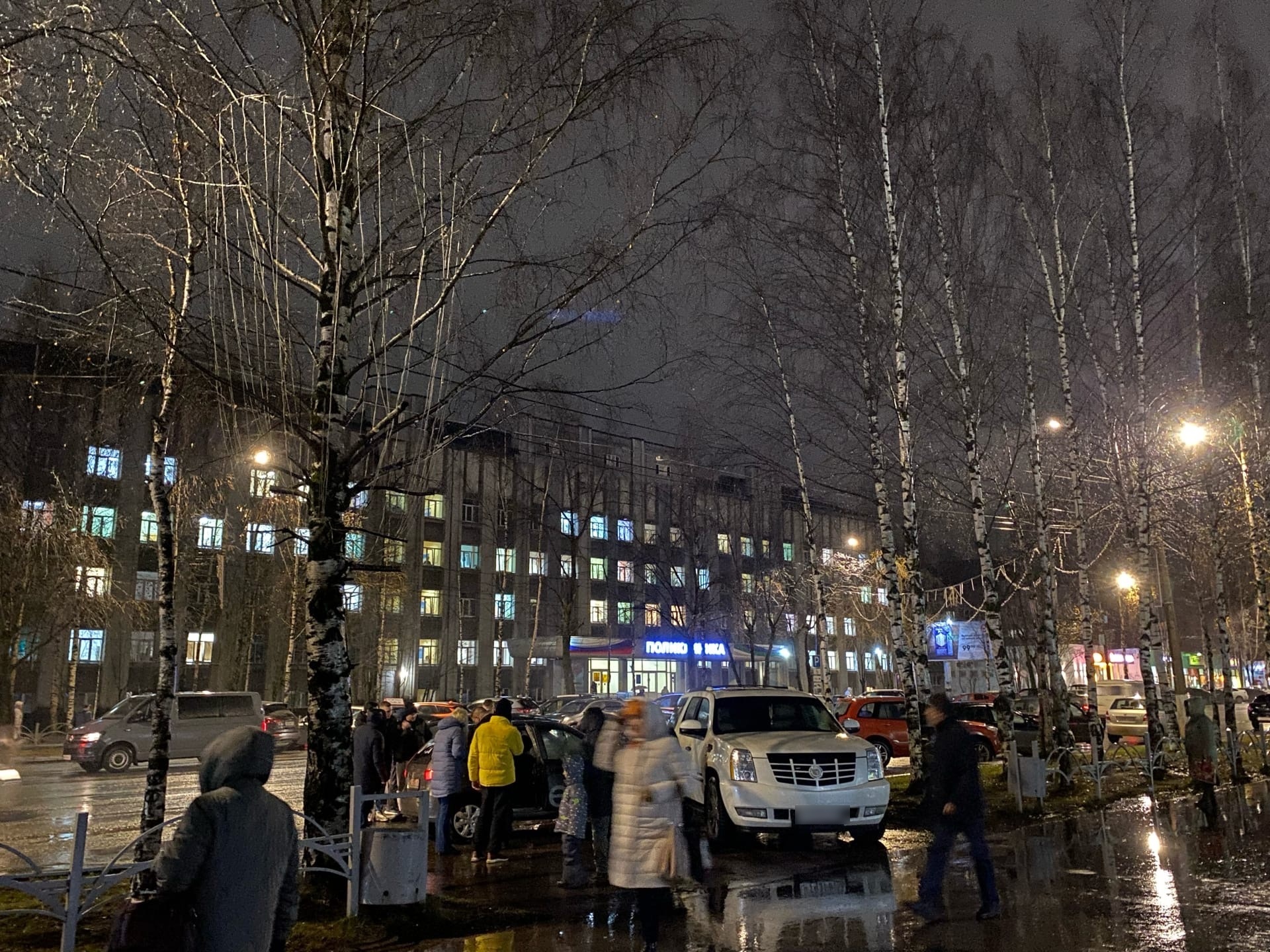 В центре Сыктывкара таксист устроил ДТП с четырьмя машинами « БНК