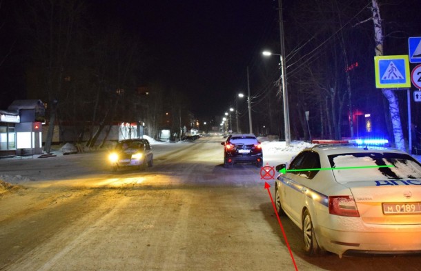 В Ухте женщина оказалась под колесами Mazda