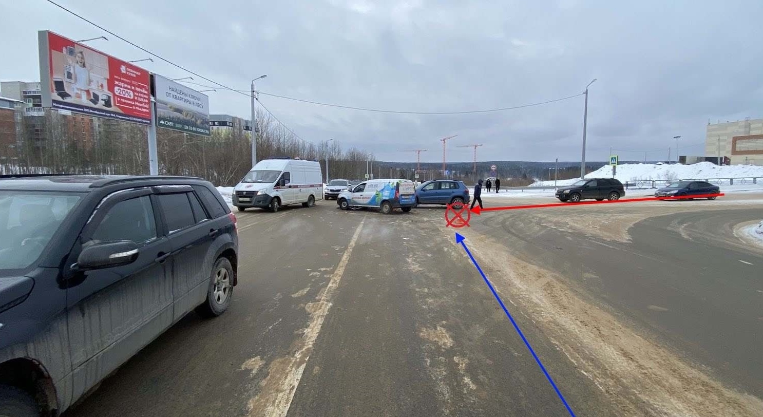 В Сыктывкаре водитель пострадал, проезжая мимо торгового центра « БНК