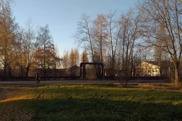 Пустующую территорию в Краснозатонском превратят в сквер