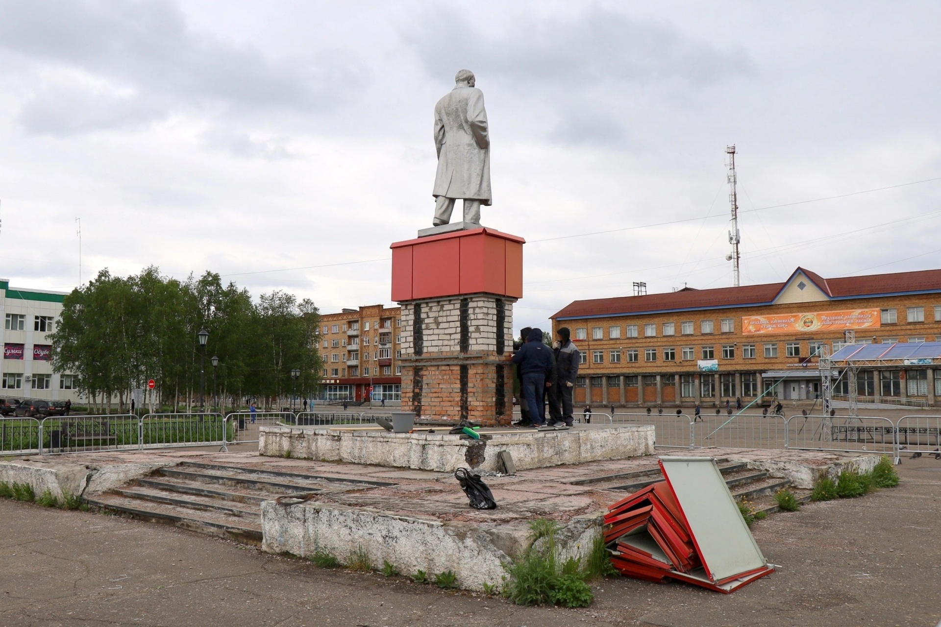 В Инте отреставрируют памятник Ленину « БНК