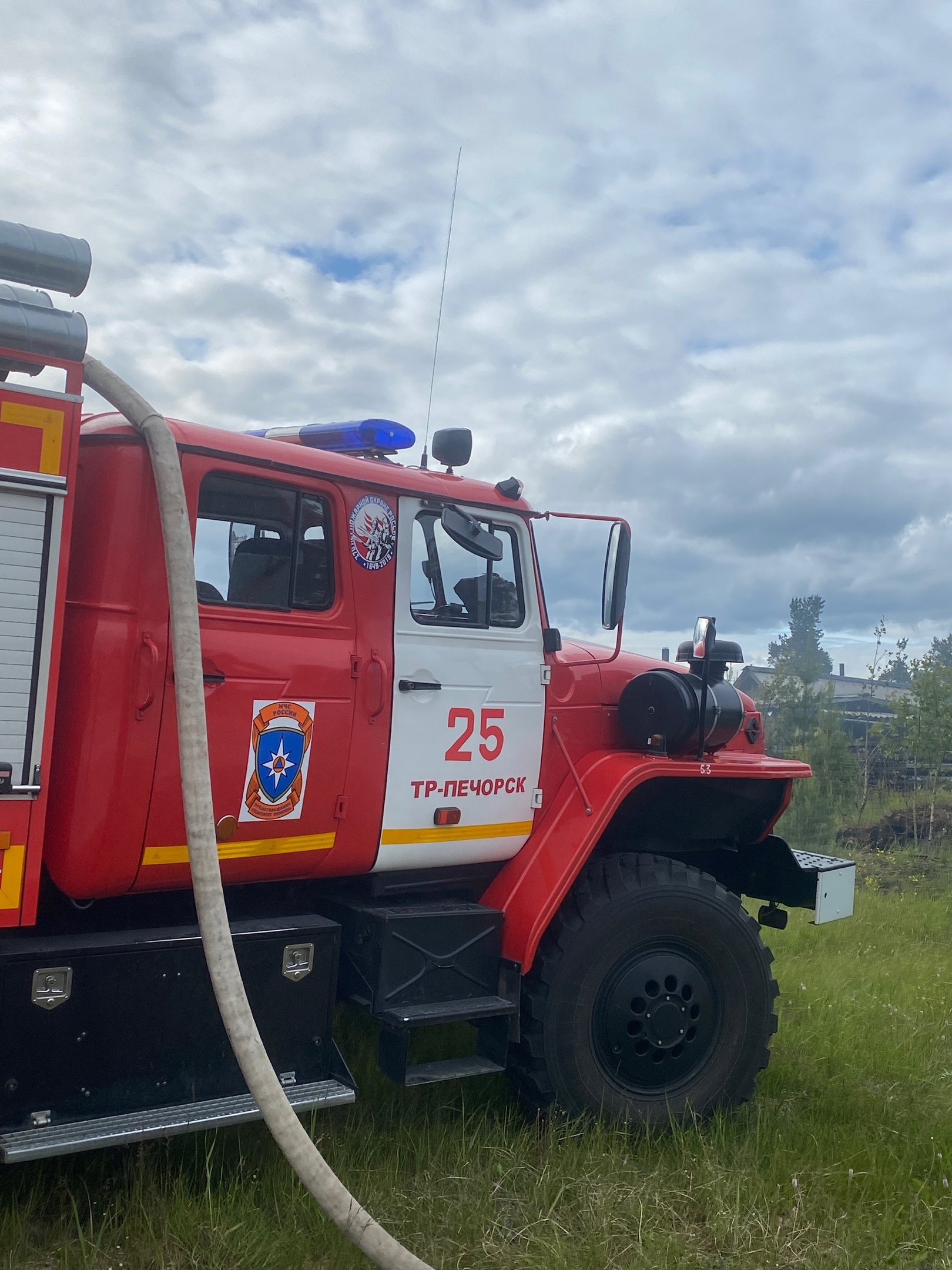 В МЧС назвали причину пожара в Мылве | 17.06.2023 | Сыктывкар - БезФормата