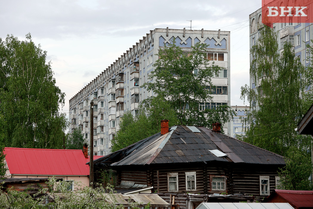 В Коми фиктивно «прописали» 19 предполагаемых преступников