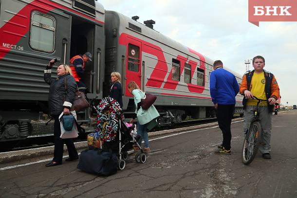 Дополнительные поезда из Коми в Петербург продлили до декабря