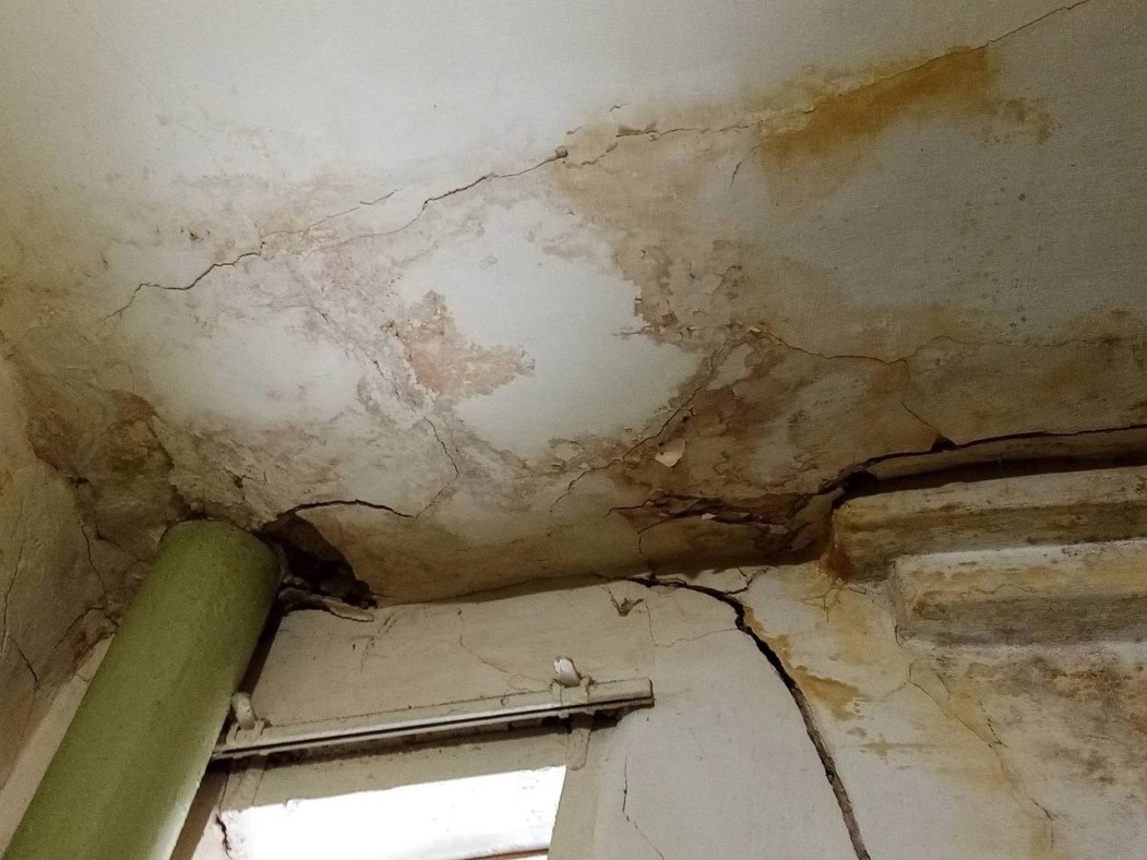 Народный корреспондент: «В Яреге после капремонта в доме появились трещины»