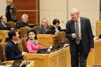 KIR_8637.jpg KIR_8637.jpg