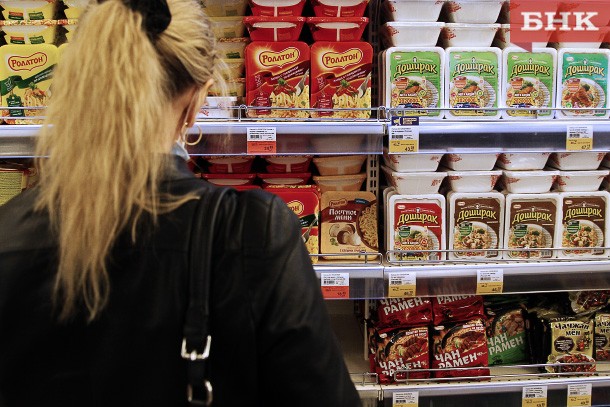 В Коми увеличено пособие кормящим матерям на покупку продуктов